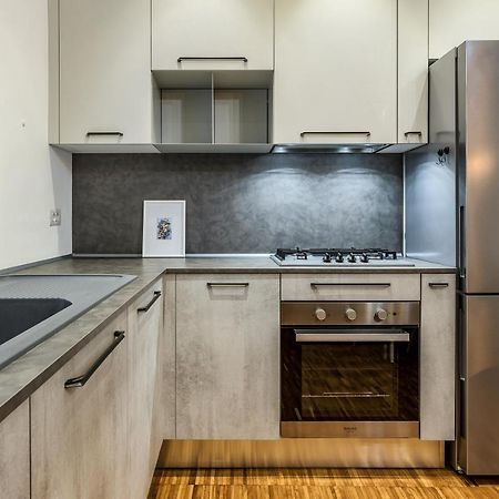 Beplace Apartments In Isola 밀라노 외부 사진