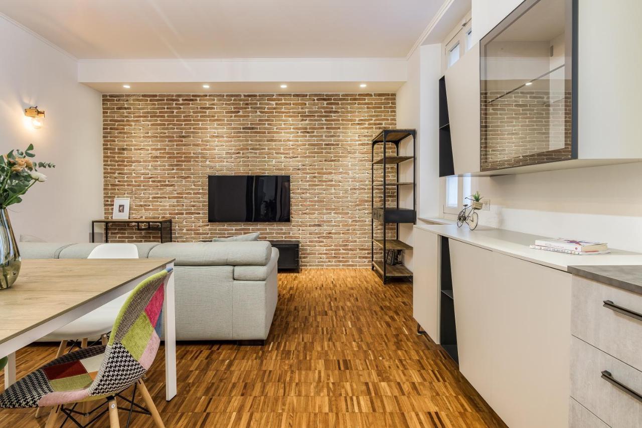 Beplace Apartments In Isola 밀라노 외부 사진